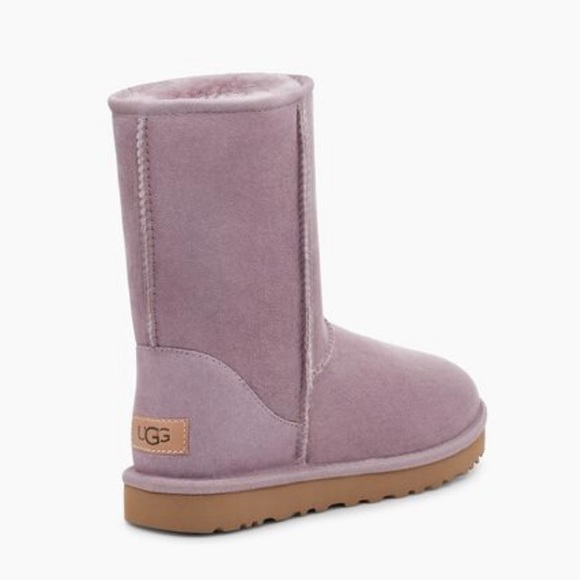 UGG Shoes - UGG CLASSIC SHORT II COLOR SHADE